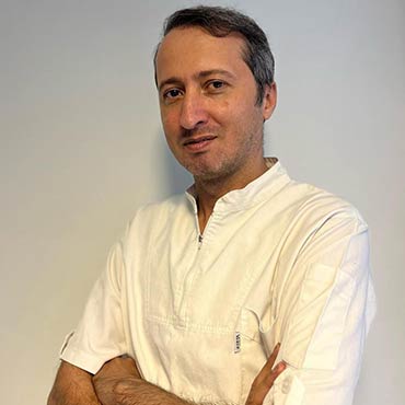 دکتر سعید حاجی‌خان